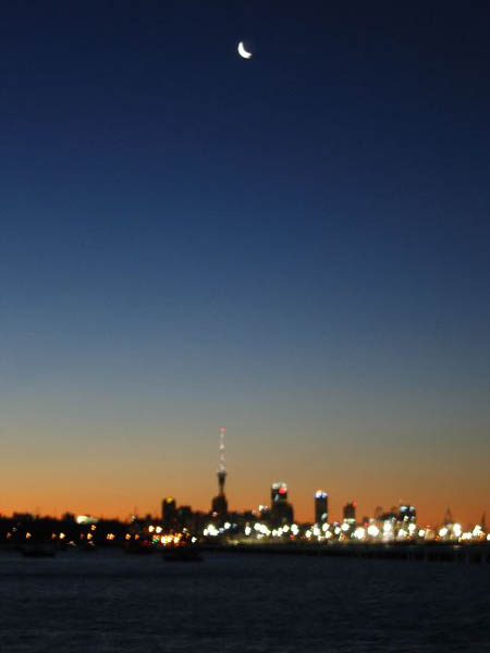 Auckland moon